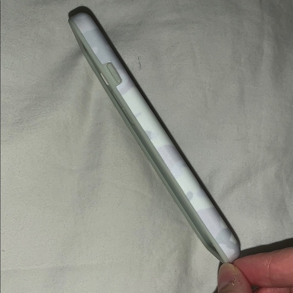 IPhone 6/7/8 Velvet Caviar White Camo Case - Picture 2 of 5